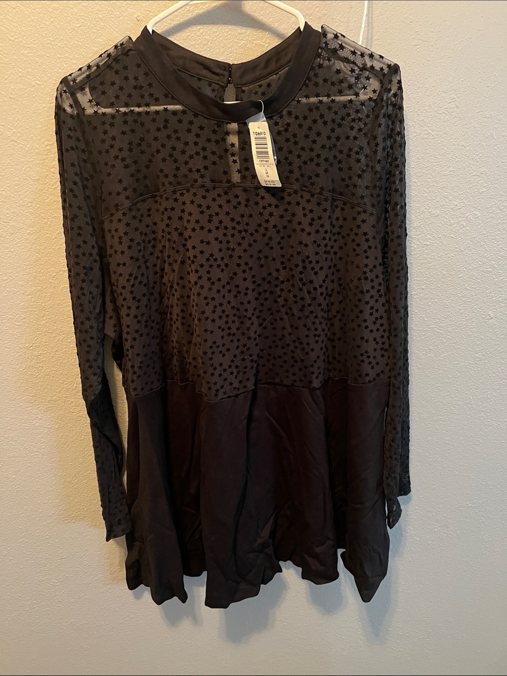 torrid Black Star-Print Long Sleeve Layered Tunic